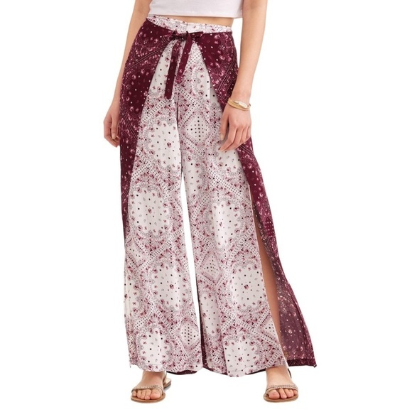 No boundaries maroon & white pattern stretch pants - Picture 1 of 3
